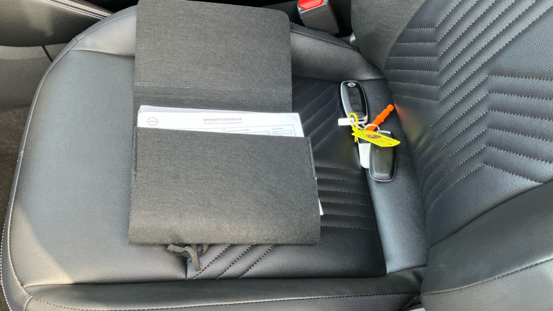 Nissan Juke 1.0 DiG-T Tekna 5dr Petrol Hatchback